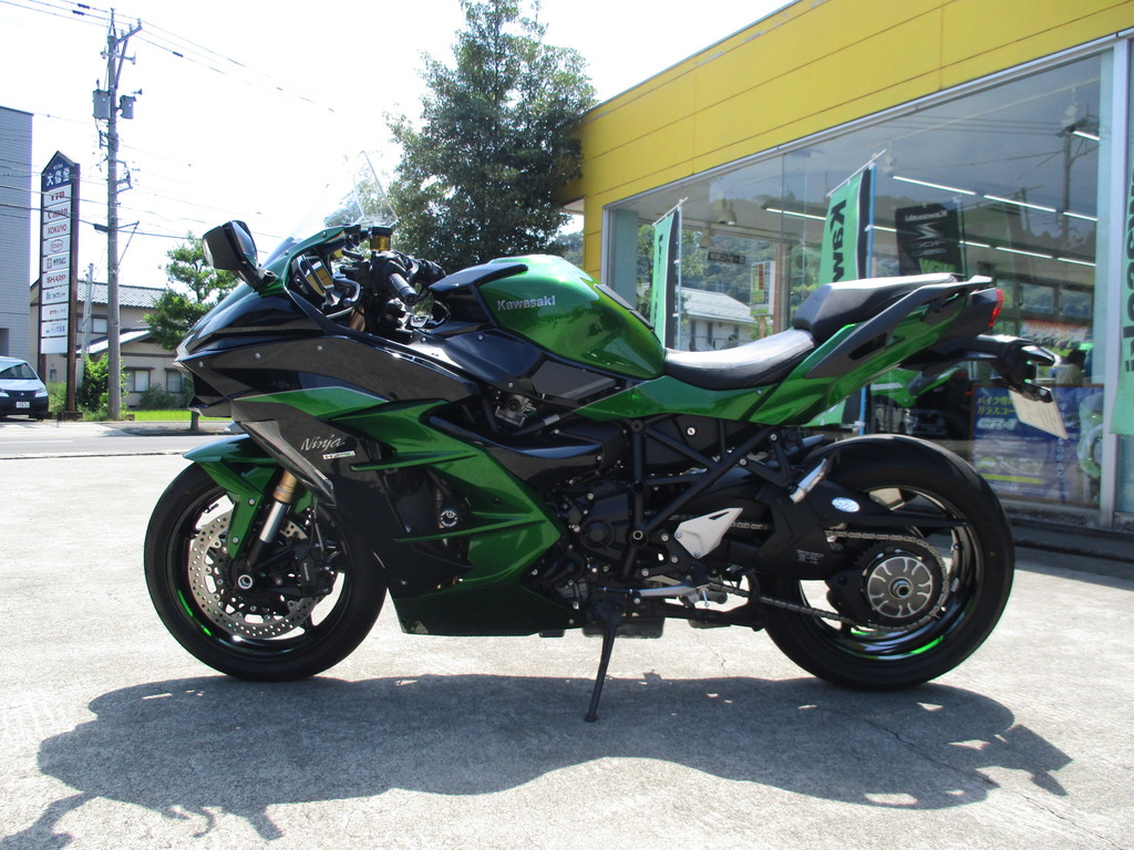 中古車入庫 Kawasaki Ninja H2 Sx Se カワサキ ニンジャ バイク販売 メンテナンス コーディングならバイクガレージ福井