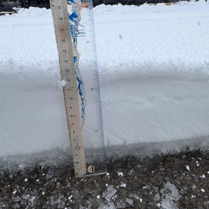 ★雪が積もりましたね❅除雪機の除雪動画・除雪機在庫あります★